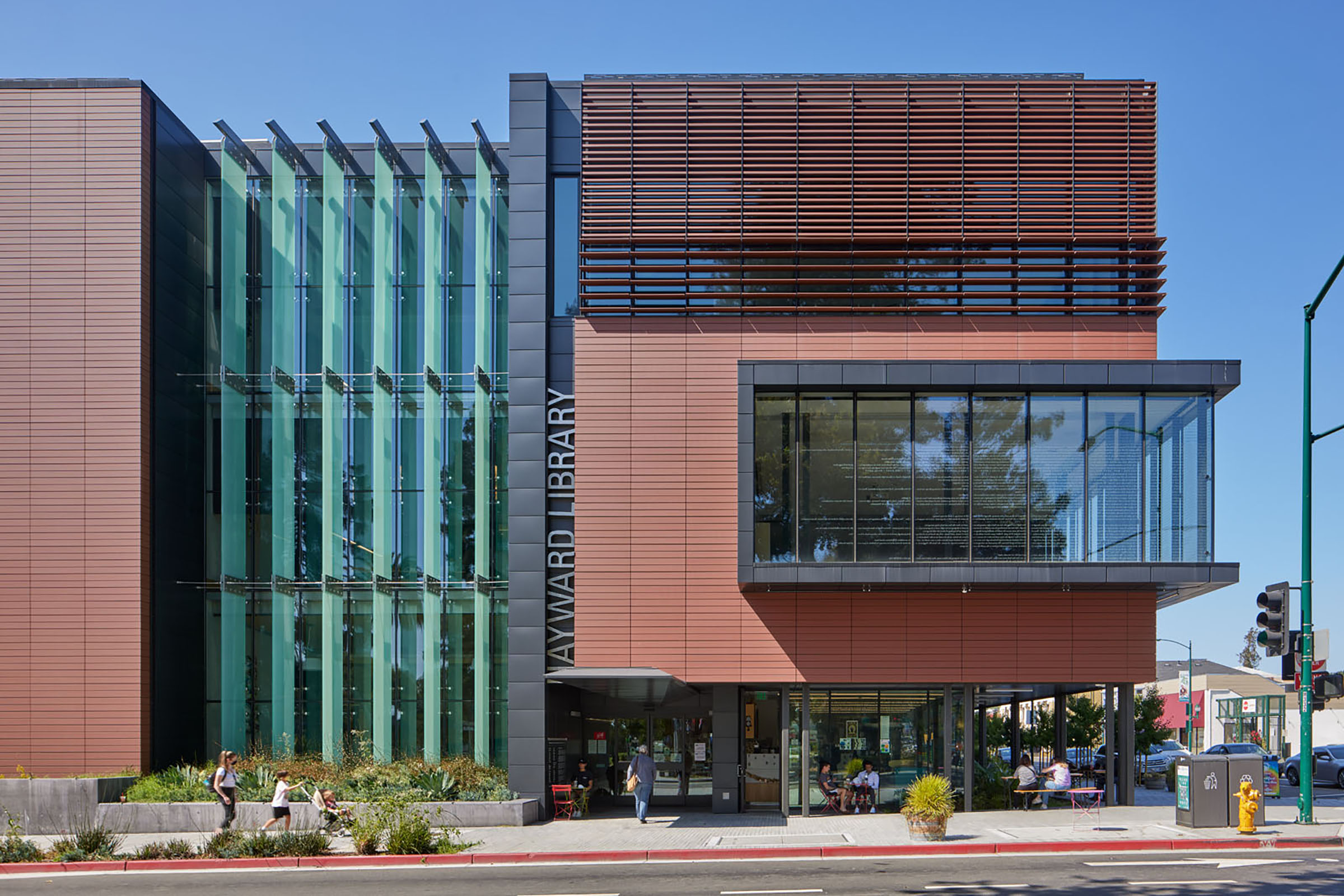 noll and tam hayward library facade